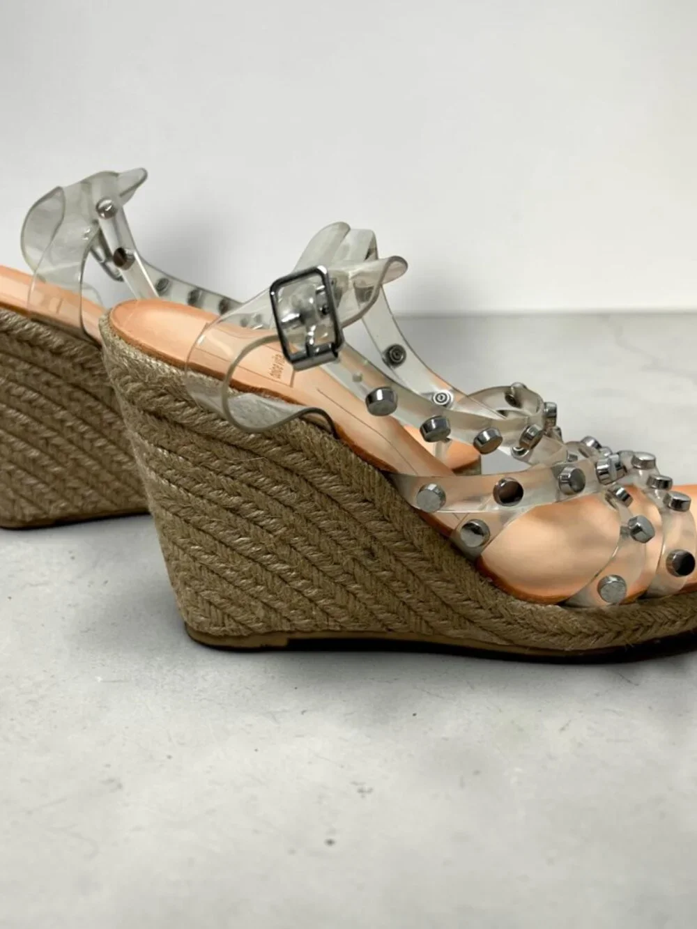 NWOT Unworn Dolce Vita Maxton Studded Espadrille Wedge Sandals Sz 6